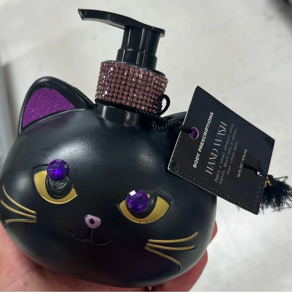 NWT ⚜️🐈‍⬛⚜️ Body Prescriptions Halloween Black Cat Cleansing Hand Soap